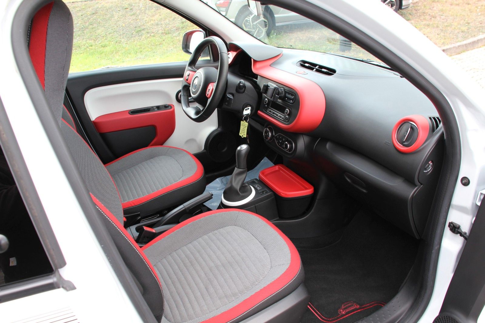 Fahrzeugabbildung Renault Twingo Chic 1.0 SCe