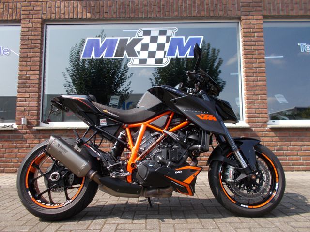 KTM 1290 Superduke R 1.Hand  Akrapovic