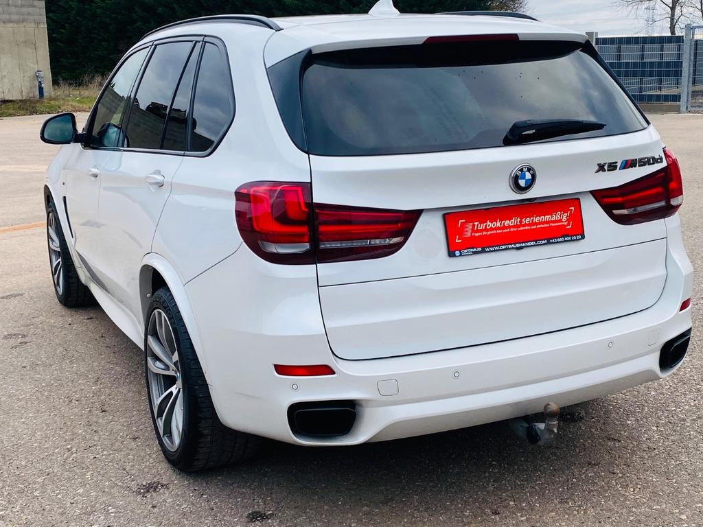 BMW X5 M50