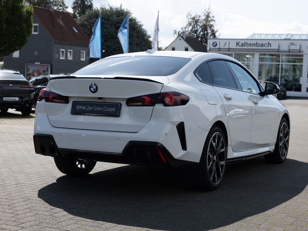 BMW 220 Gran Coupé - Bild 6