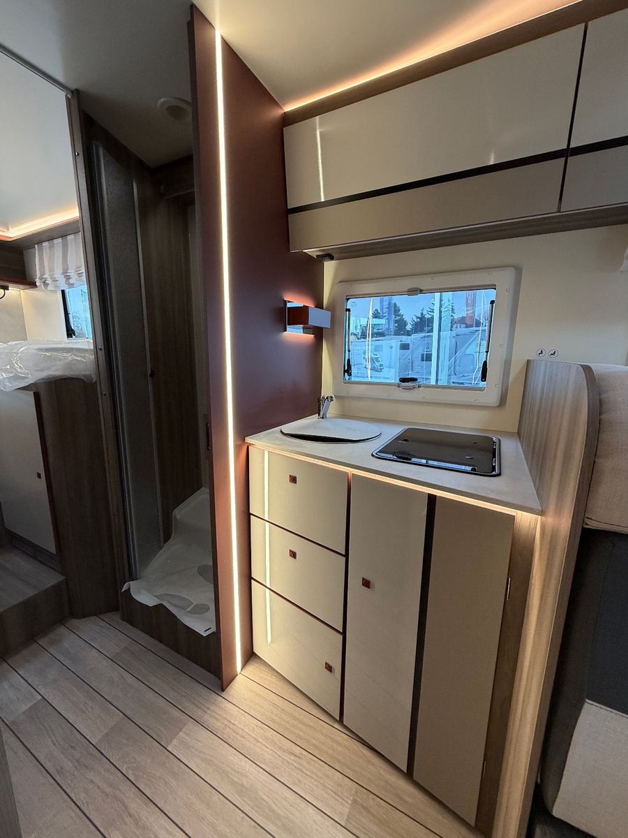 Fahrzeugabbildung Roller Team Kronos 284 M