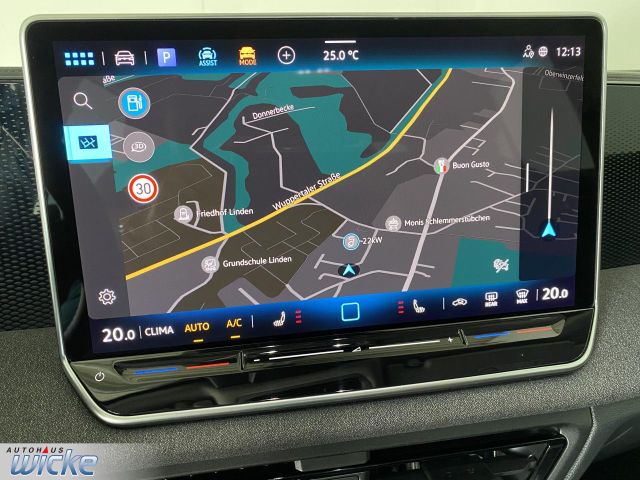 Tiguan 1.5 eTSI DSG Basis NAVI KLIMA PDC LED