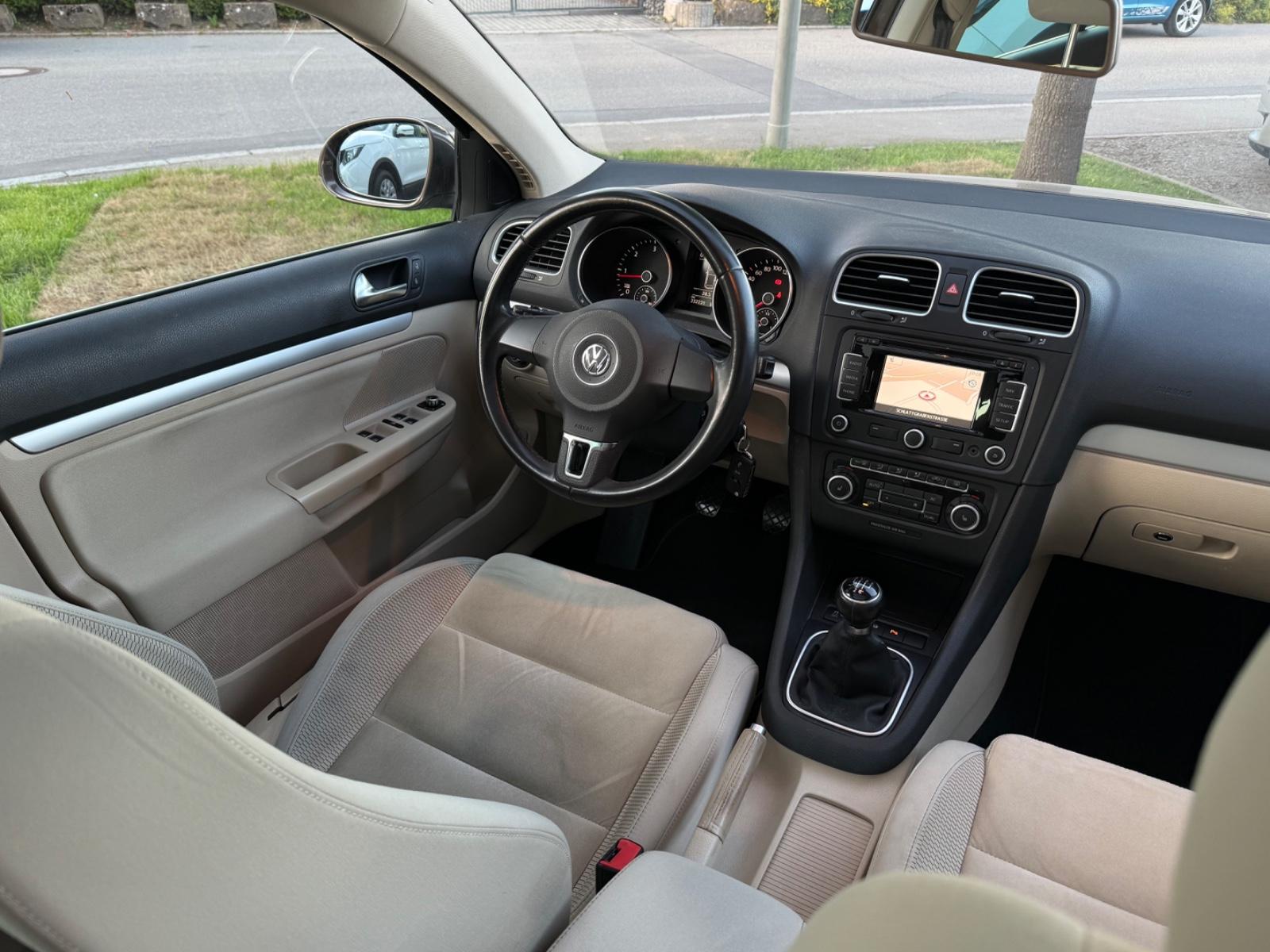 Volkswagen Golf 2010 — photo 15