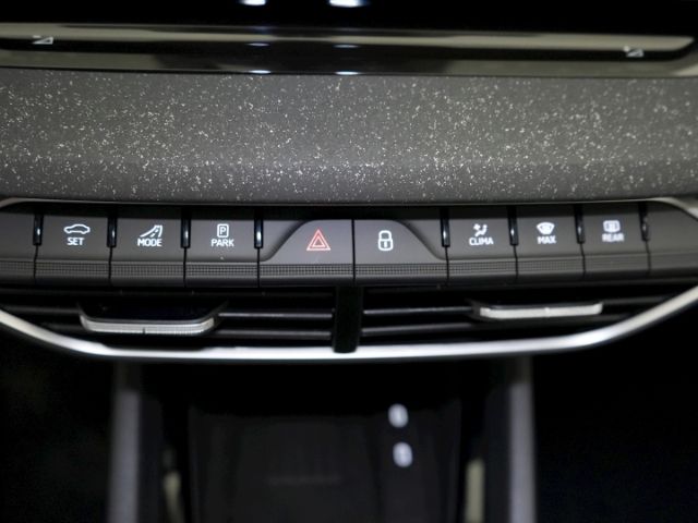 Octavia COMBI TOUR TSI+AHK+NAVI+SITZ-/LENKRADHEI