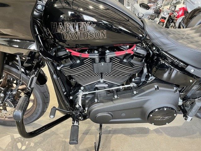 Fahrzeugabbildung Harley-Davidson FXLRST Low Rider ST Umbau
