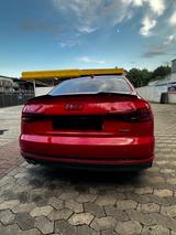Audi A4 3.0 TDI tiptronic quattro sport sport - Audi A4 mit Diesel-Antrieb: Limousine, Euro5, 3.0