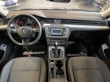 MYAUTOCENTER – Gebraucht- und Jahreswagen mit Werkstattservice in Pfaffenhofen Volkswagen Passat Variant Trendline BMTStart-Stopp*2.Hand*