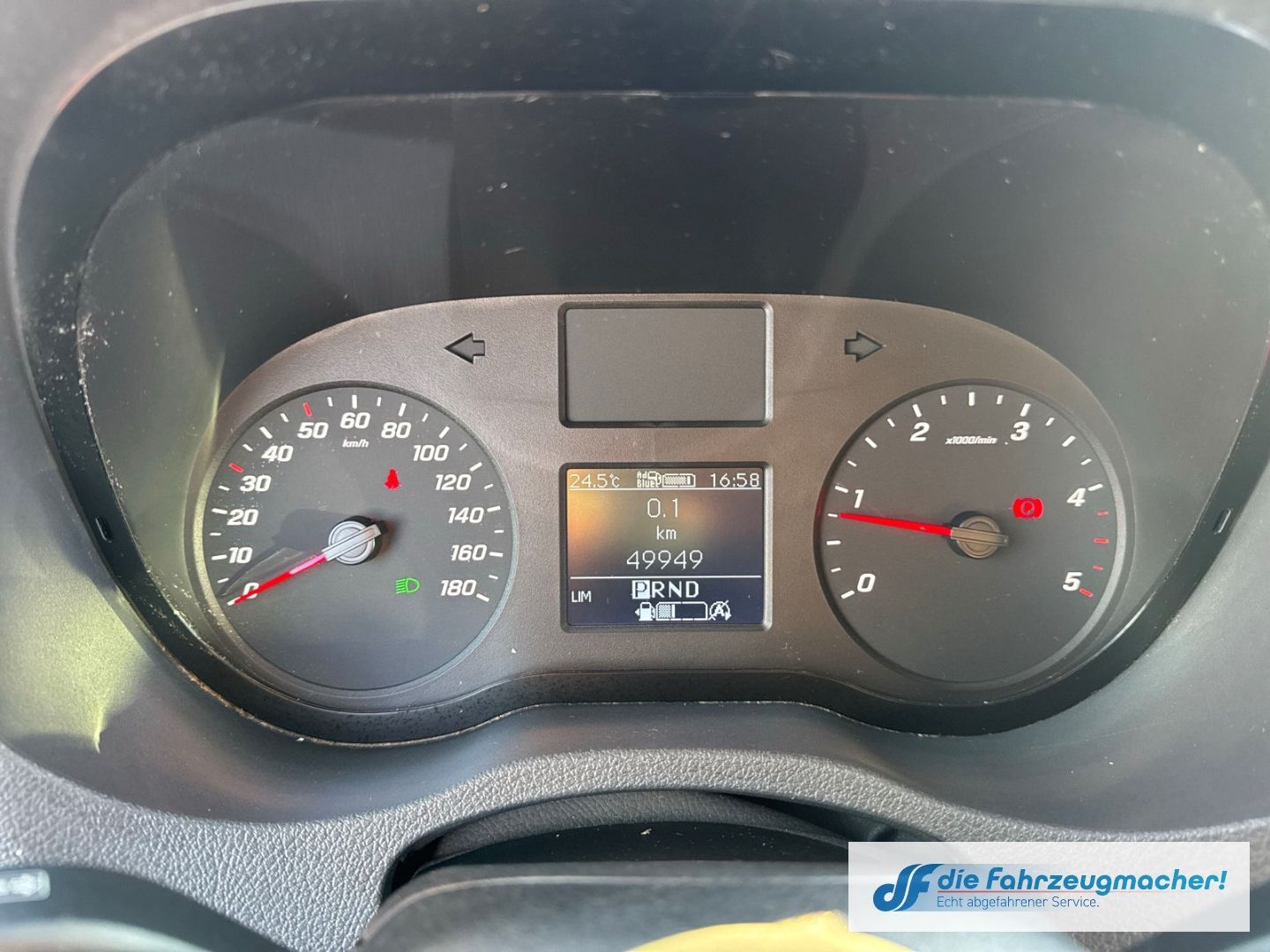 Fahrzeugabbildung Mercedes-Benz Sprinter III Kasten RWD AWD 317 CDI L2 Navi 360
