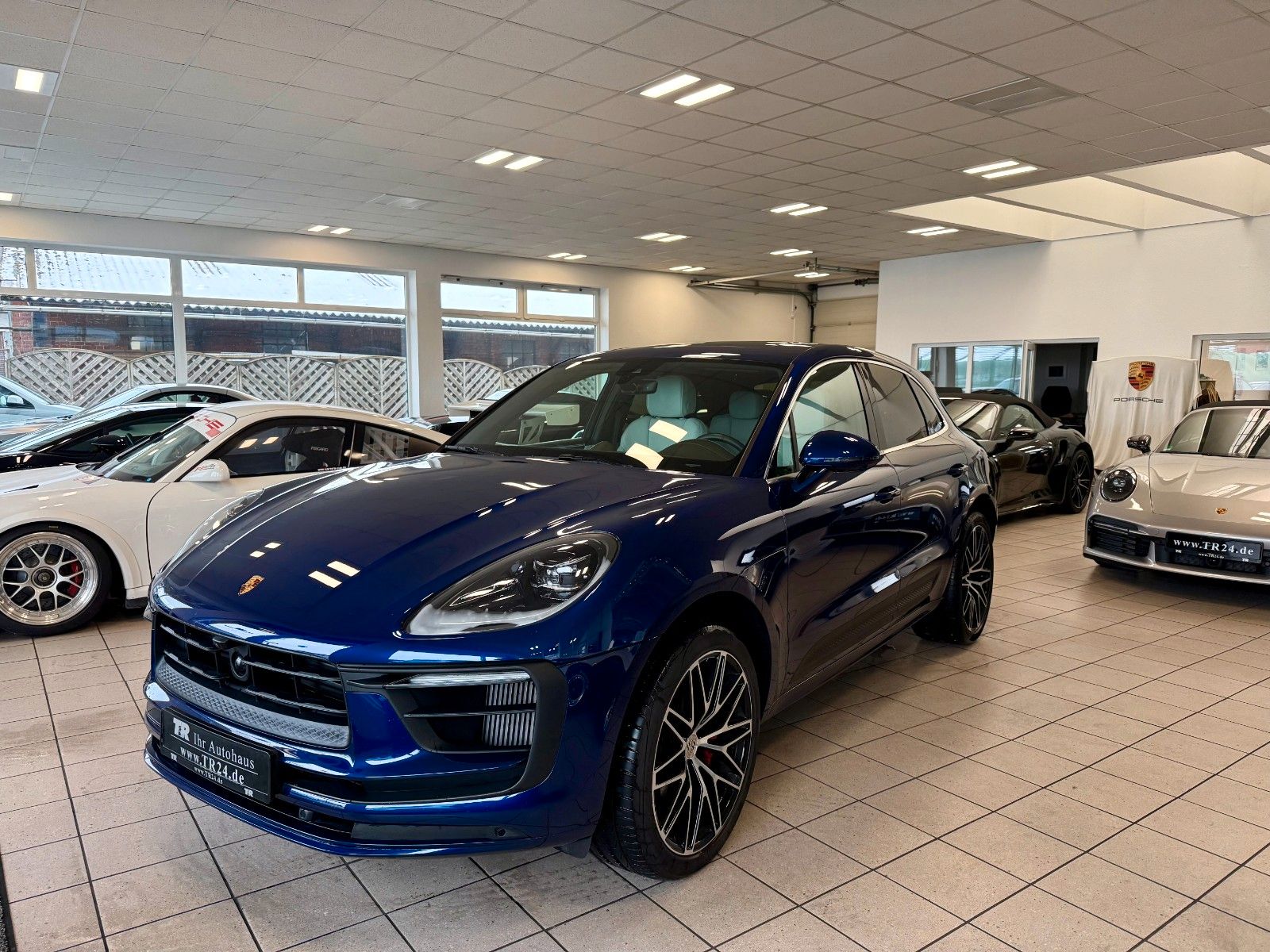 Fahrzeugabbildung Porsche Macan S Luftfederung/Panorama/ACC/SportChrono