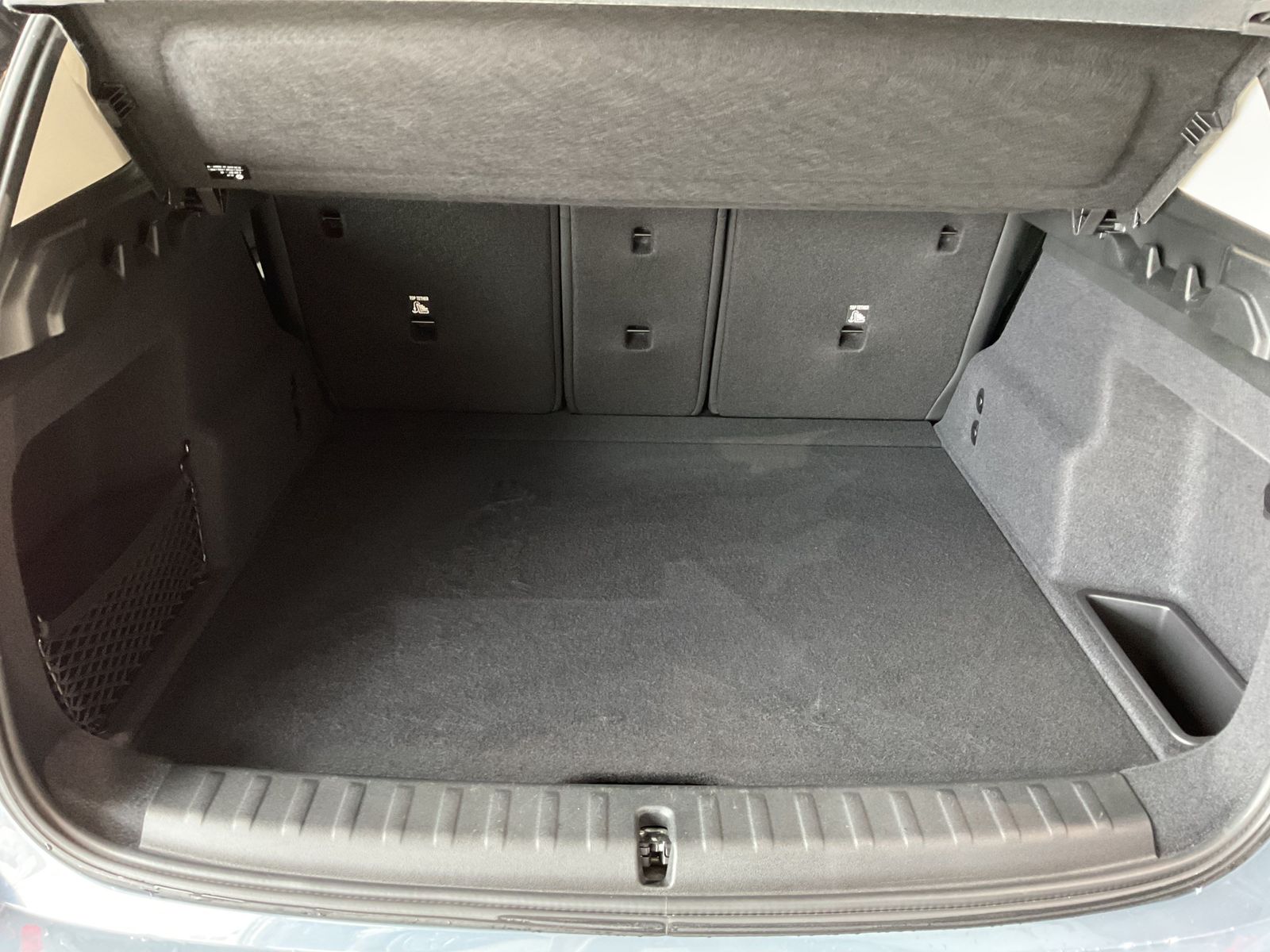 Fahrzeugeinzelansicht 14 Fahrzeugabbildung BMW X1 sDrive20i |AHK |Head-Up Disp. |19" LMR