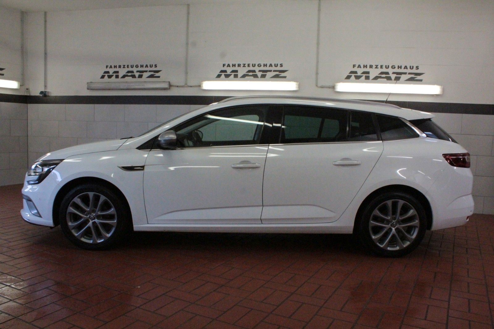 Fahrzeugabbildung Renault Megane TCe 130 GT Line Grdt*R-Link*Sitzhzg*