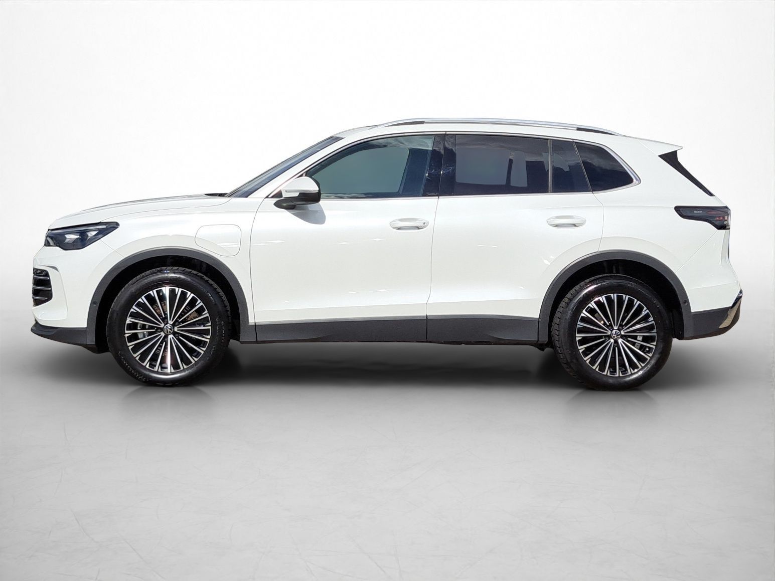 Volkswagen Tiguan 1.5 TSI eHybrid Elegance 20Z Pano RFK AHK foto 5