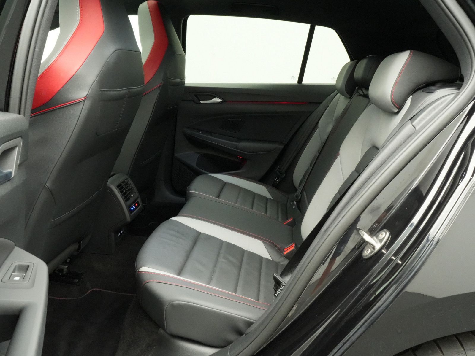 Volkswagen Golf - Bild 24