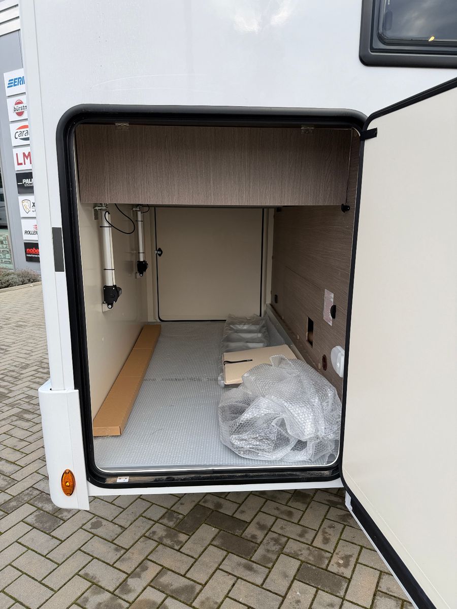 Fahrzeugabbildung Roller Team Zefiro 266 TL