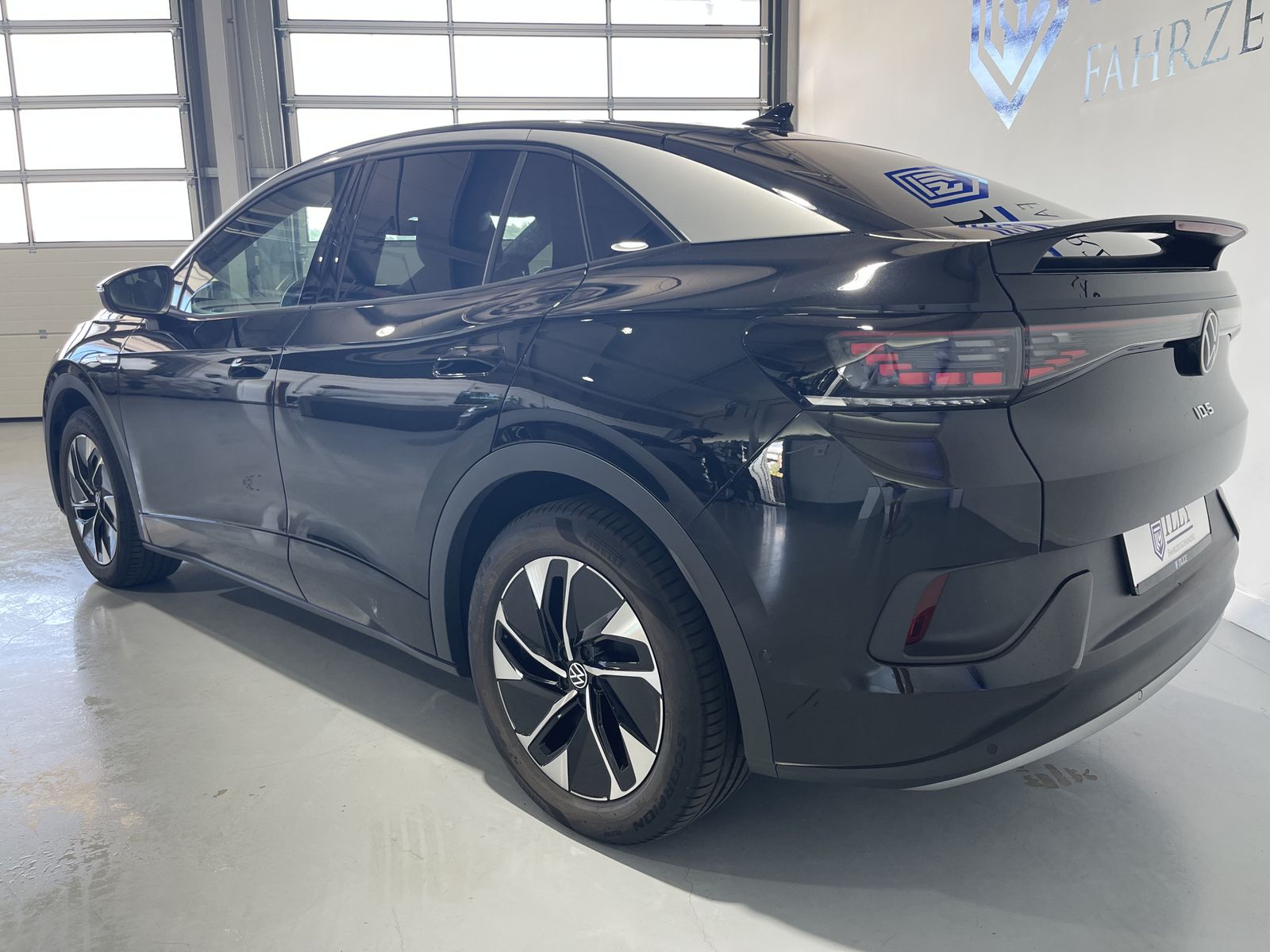 Fahrzeugabbildung Volkswagen ID.5 Pro Performance 150 kW*LED-Matrix*AHK*Cam*