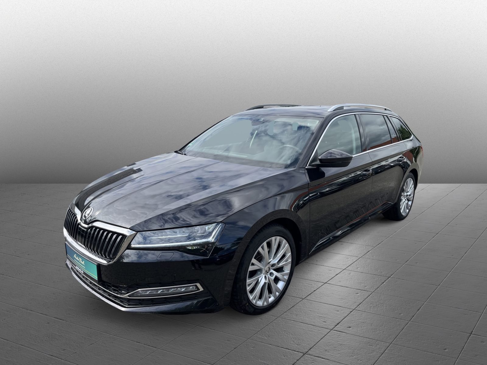 Skoda Superb Combi Style 2.0 TDI DSG Navi ACC Panorama