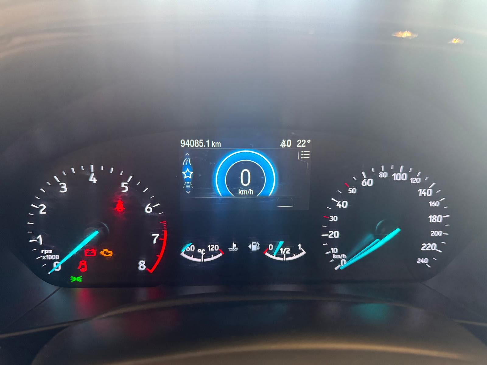Fahrzeugabbildung Ford Focus 1,5 EcoBoost ST-Line /LED/NAVI/KLIMA