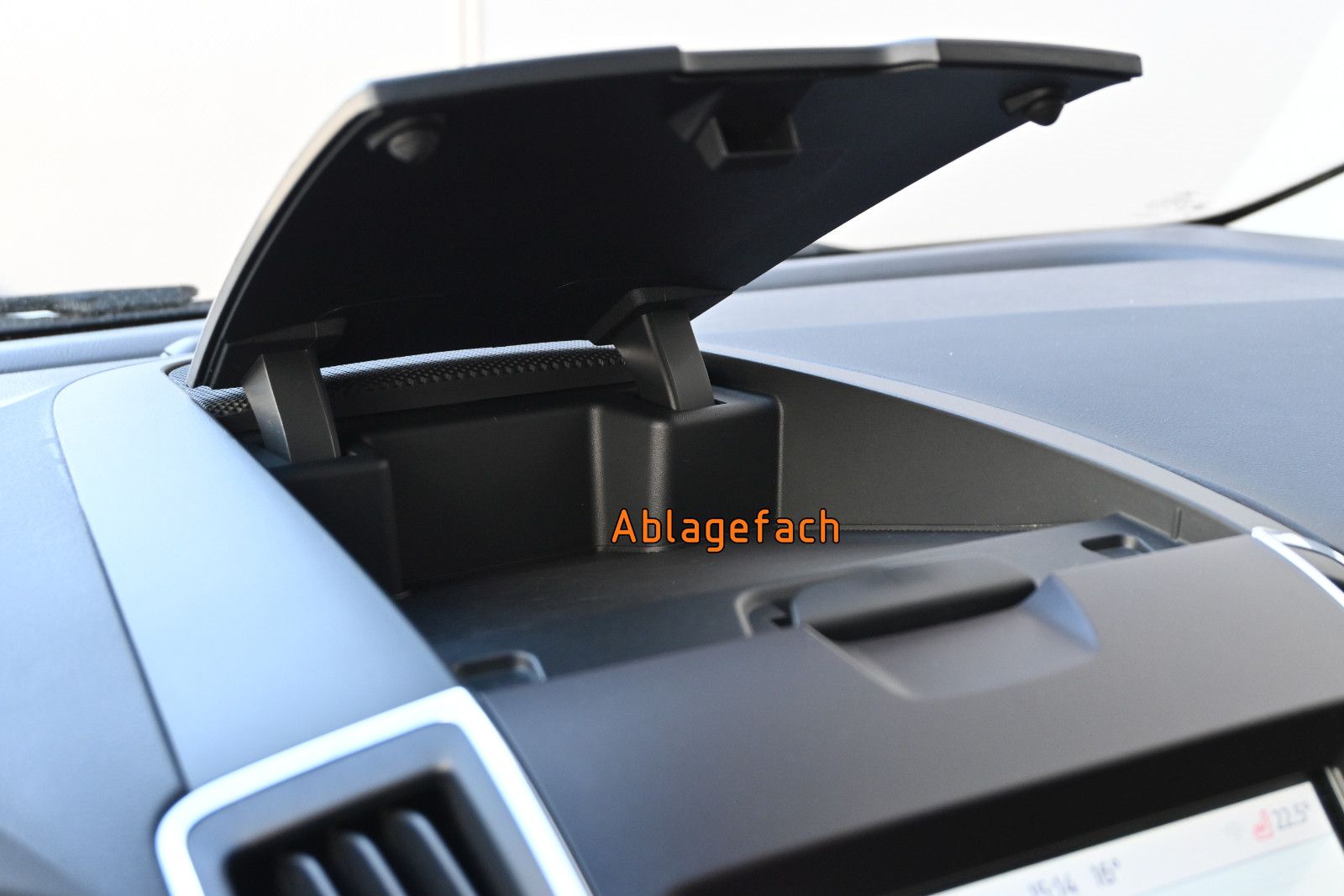 Fahrzeugabbildung Ford S-Max 2.0D EcoBlue Titanium °ACC°AHK°STANDHEIZ°