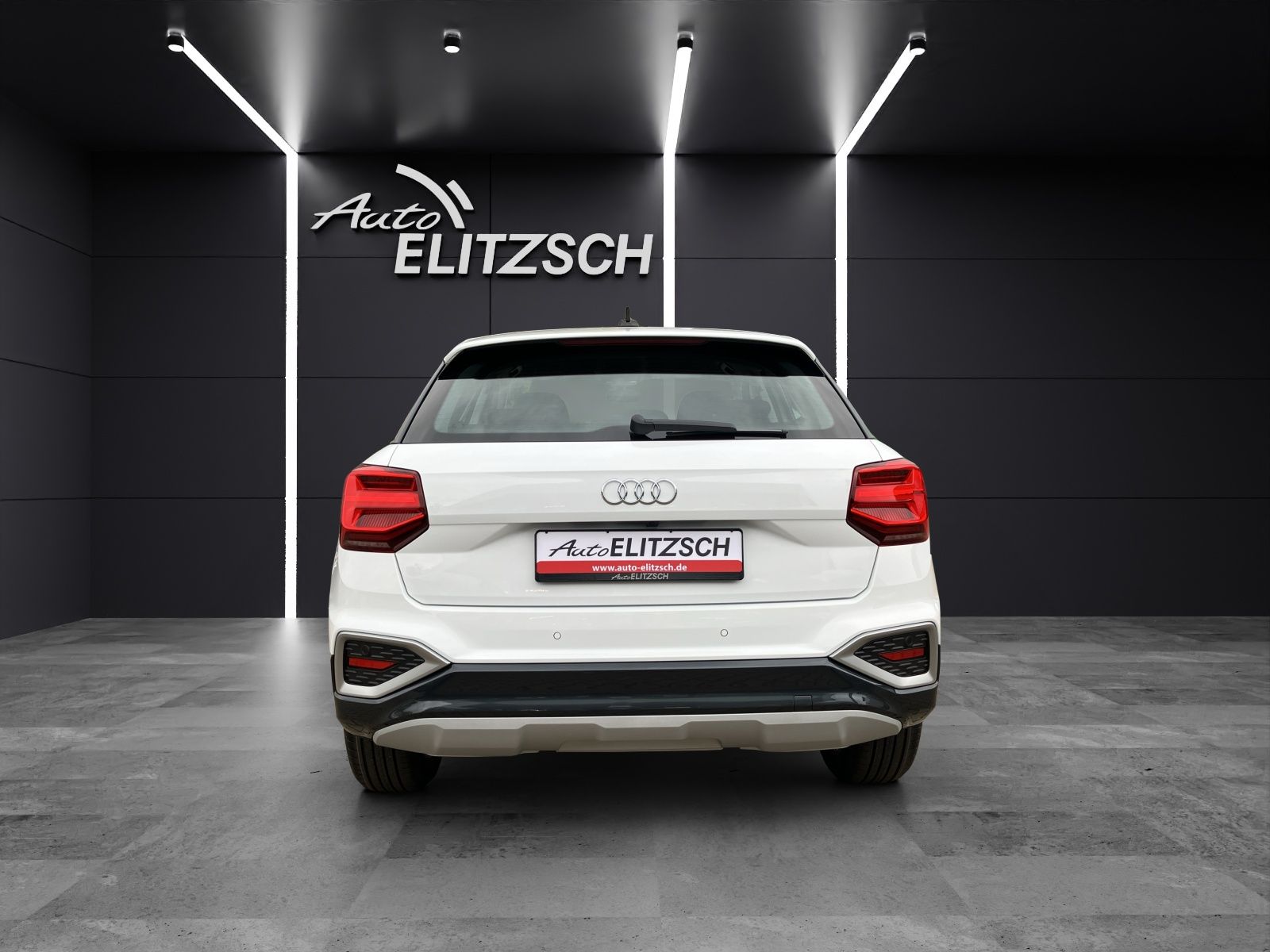 Fahrzeugabbildung Audi Q2 35 TFSI advanced Matrix GRA Vorb. Navi