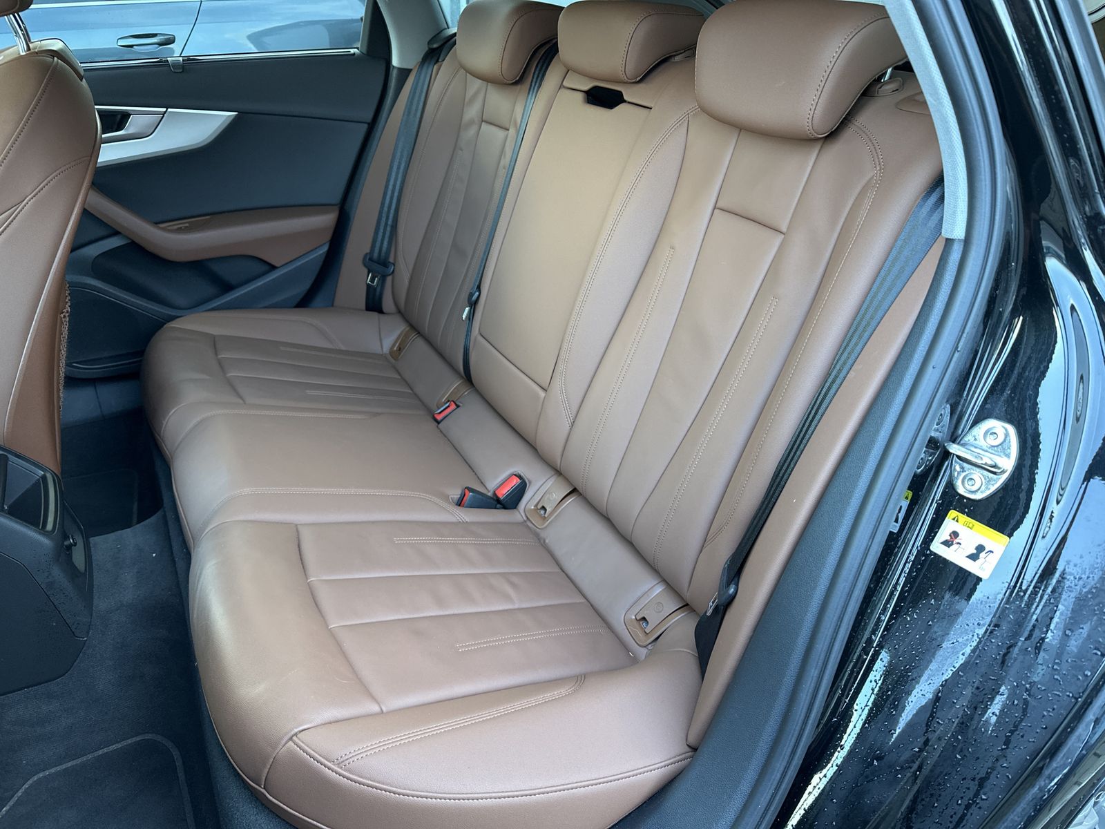 Fahrzeugabbildung Audi A4 Avant 40 TDI Qu S-Line Black NAV+MATRIX+19ZO