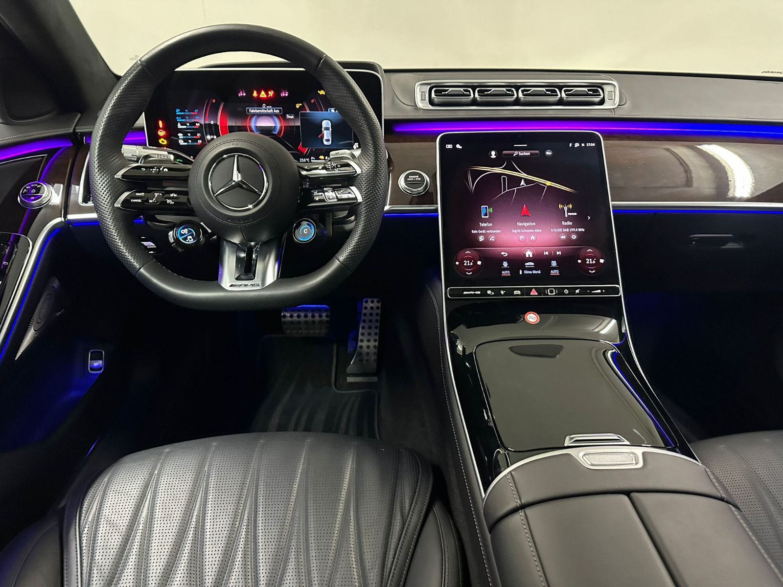 Fahrzeugabbildung Mercedes-Benz S 63 E Performance L *PANORAMA*FONDENTERTAINMENT