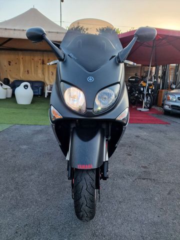 Yamaha T-max Black Max