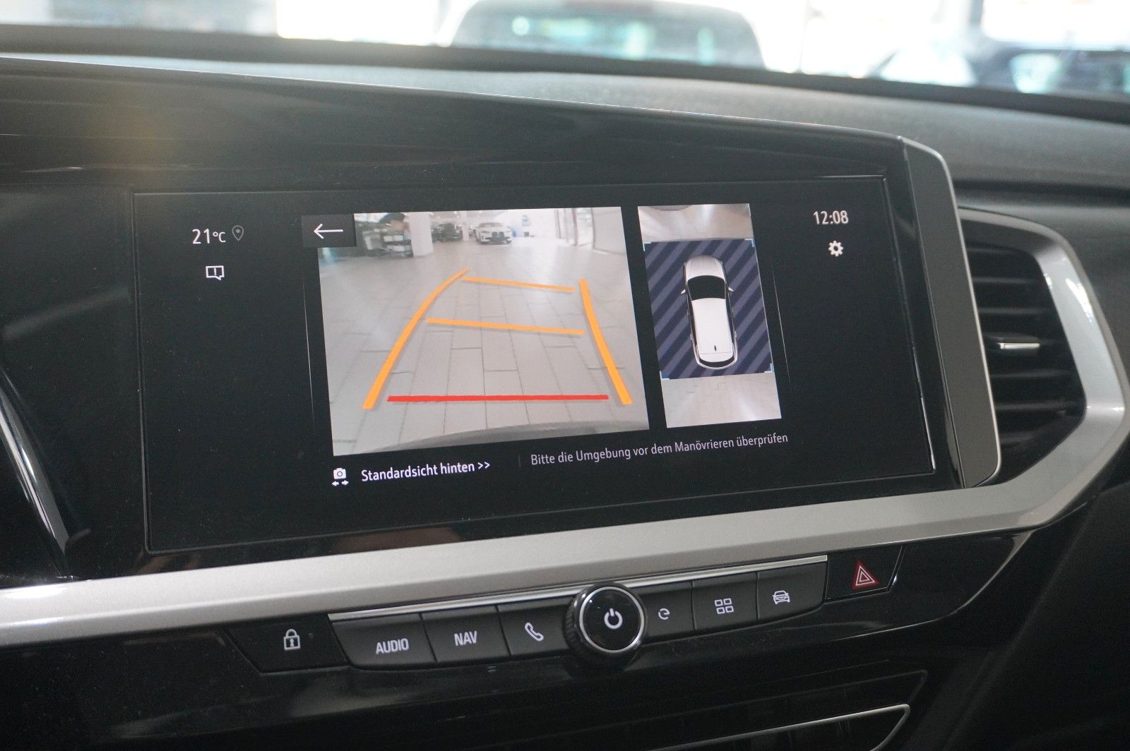 Fahrzeugabbildung Opel Grandland (X) ULTIMATE 4HYBRID NAVI/LED/360°/DAB