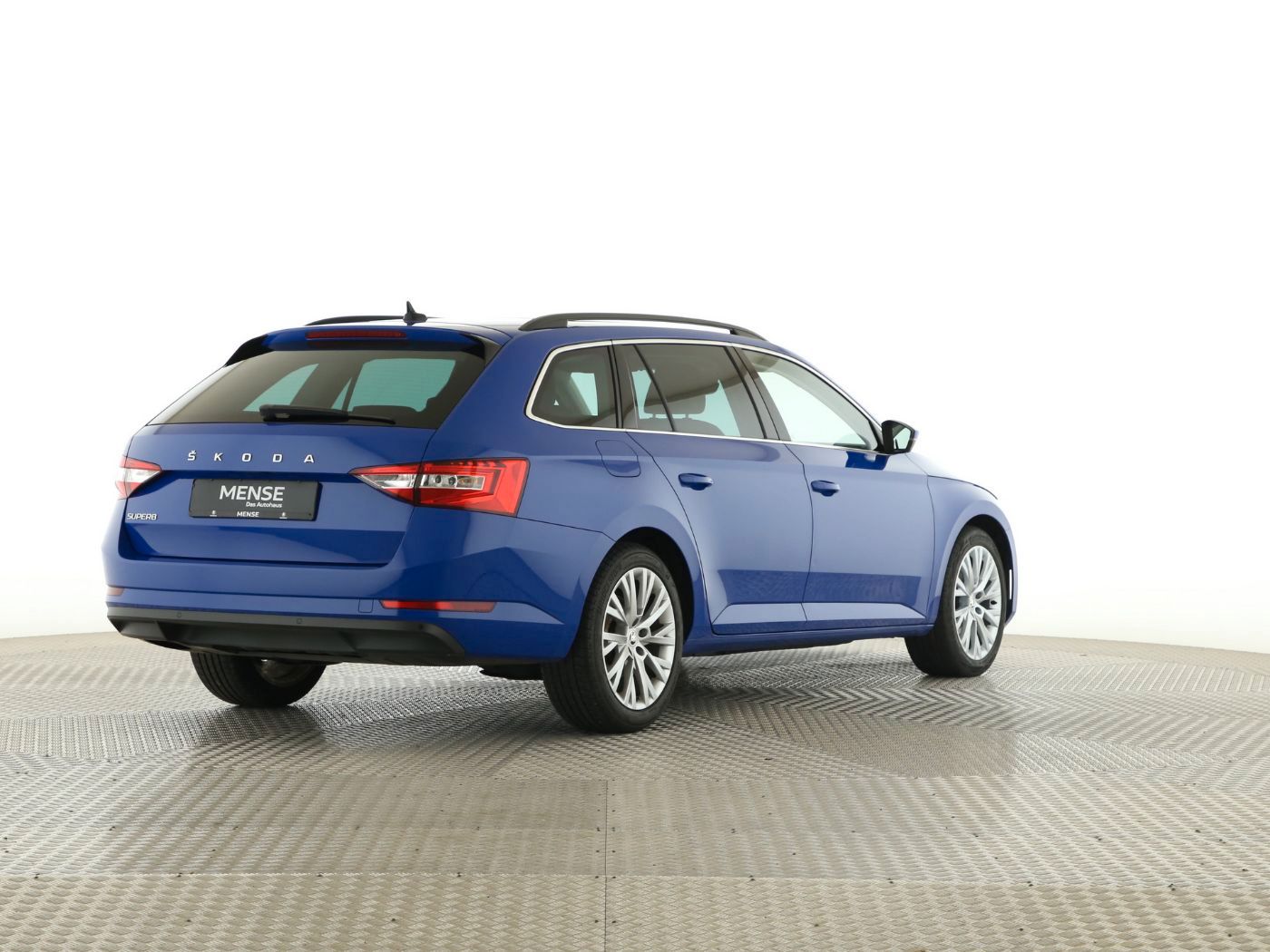 Skoda Superb - Bild 3