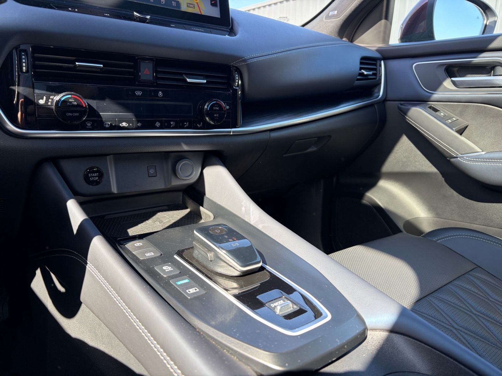 Fahrzeugabbildung Nissan Qashqai 1.5 VC-T Tekna+ e-power *AHK*Navi*30°Kam