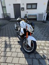 Kawasaki Z1000 mit vielen Extras und Zubehör - Offers matching your search criteria