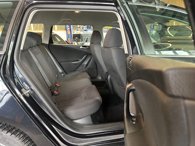 Volkswagen Passat Variant *TEMPO*KLIMA*SZHZ*