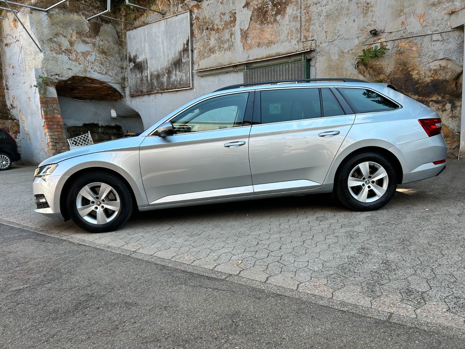 Skoda Skoda Superb Combi Ambition*AHK*Scheckheft Skoda*