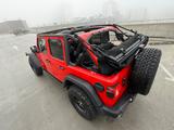 Jeep Wrangler 3.6 Manual Gearbox Rubicon Exhaust - Jeep Wrangler: Rot