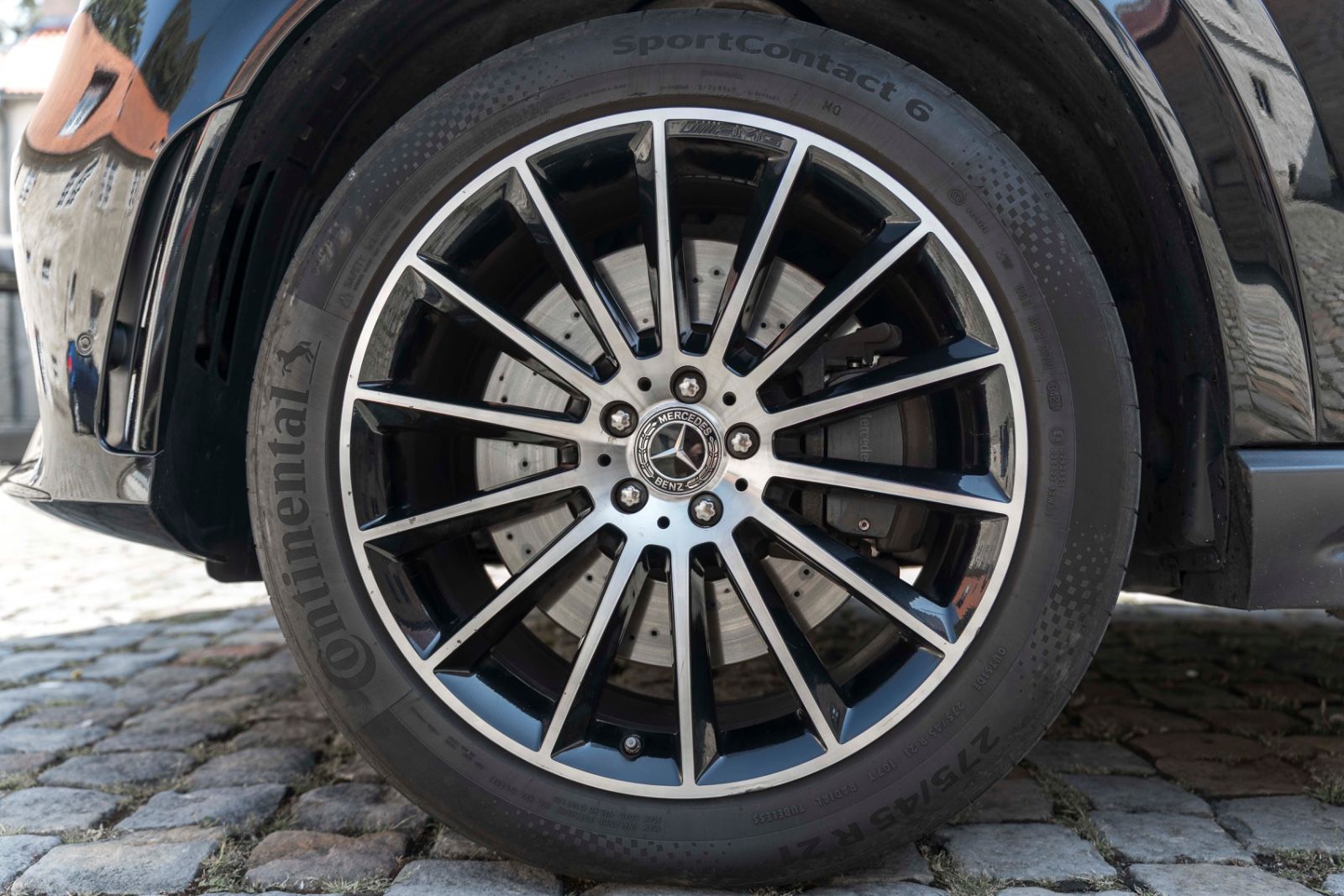 Fahrzeugabbildung Mercedes-Benz GLE 350 d 4MATIC AMG MULTI BURMESTER 360° ACC