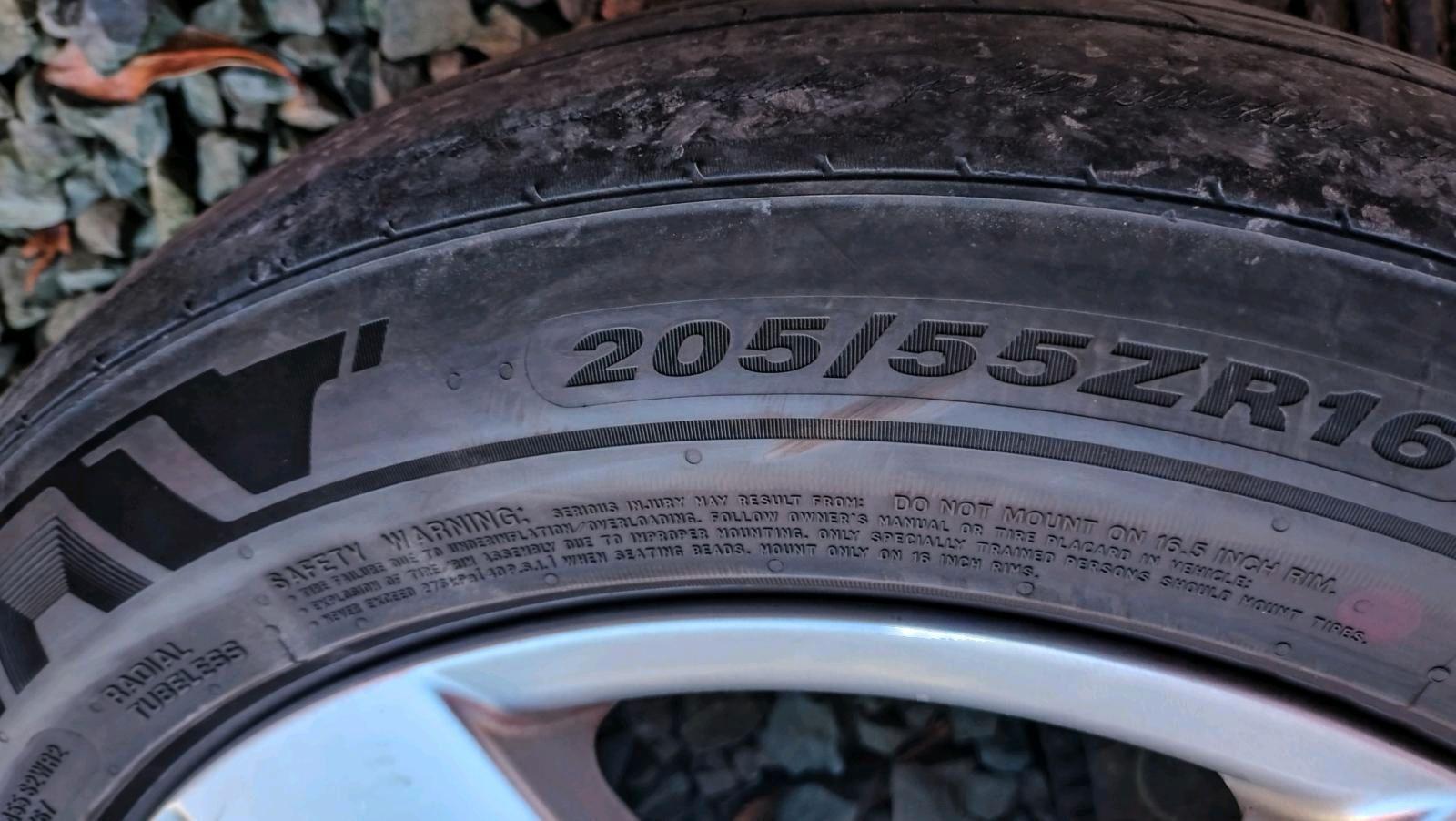 Audi A4 2004 — photo 15