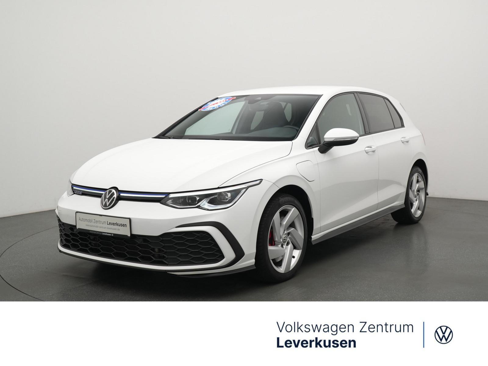 Volkswagen Golf VIII GTE DSG PDC KAM VIRT NAVI SHZ CARPLAY
