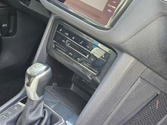 Fahrzeugabbildung Tiguan Life eHybrid 1.4 TSI LED KAM AHK