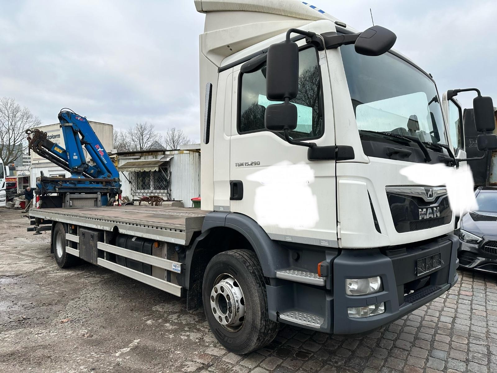 MAN TGM 15.290 - Plattform - mit Kran