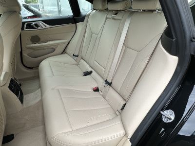 Fahrzeugabbildung BMW i4 M50 Gran Coupé NAV+LED+ACC+360°KAMERA+18ZO+PP