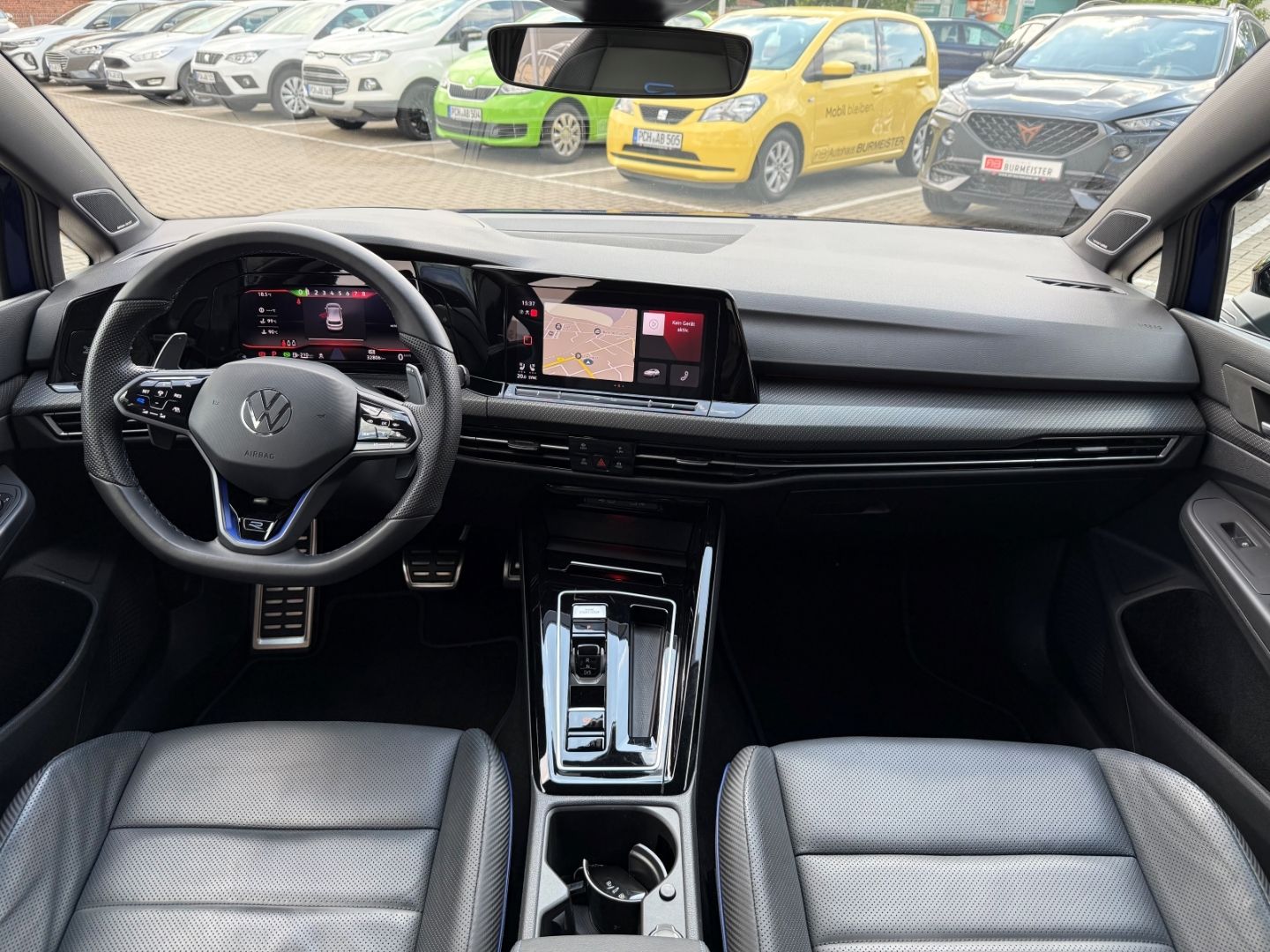 VW Golf R Performance 4M 2.0TSI APR Akra Nappa H&K - Image 26