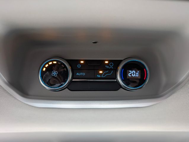 Ford Tourneo Custom Tit. 2.0 L2 NEUES MODELL