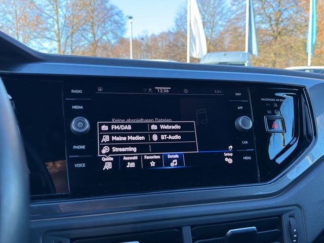 Polo 1.0 TSI Highline DSG PDC SHZ NAVI ACC LED