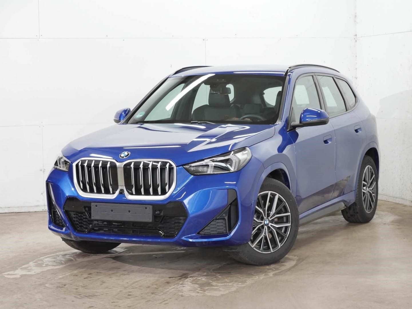 BMW X1 xDrive23d M Sport ParkingAssist Plus Anhänger foto 2