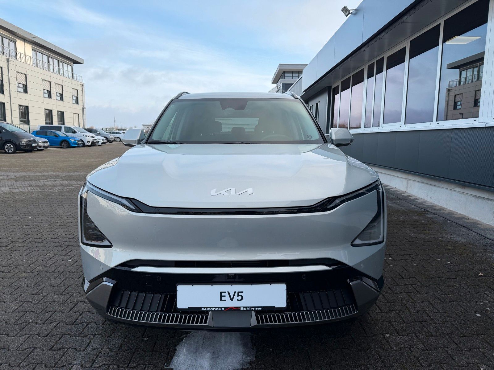 Fahrzeugabbildung Kia EV5 Earth DRIVE SOUND LED