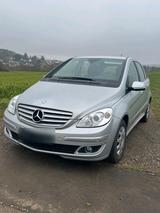 Mercedes-Benz Mercedes B 150 - Mercedes-Benz B 150 von privat