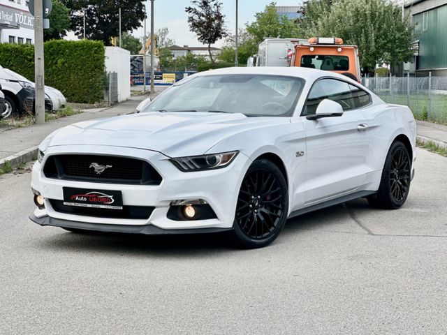 Ford Mustang GT/ 1 Hand