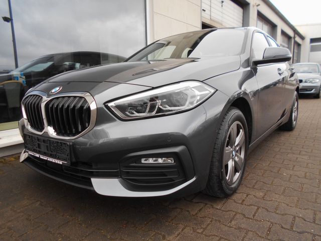 BMW 118iA 31`KM -NAVI-LED-TEMPOMAT-PDC-DAB-CARPLAY-