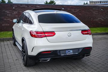 صورة 10 لـ 2015 Mercedes-BENZ GLE
