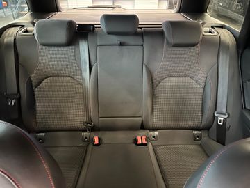 MYAUTOCENTER – Gebraucht- und Jahreswagen mit Werkstattservice in Pfaffenhofen Seat Leon ST *KEYLESS*2-ZONEN*CARPLAY*CAM*TEMPO*FR*