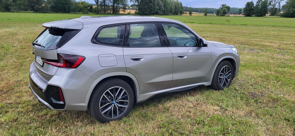 Image of BMW iX1